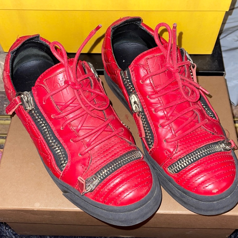 Giuseppe Sneakers (Red and Black)
